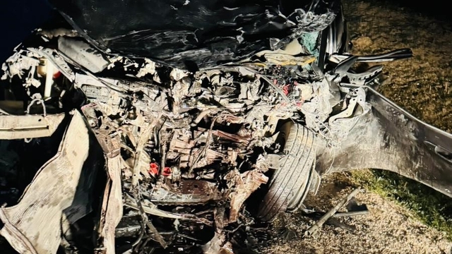 Günyüzü Kaymakamı trafik kazası geçirdi: 1 ölü, 2 yaralı
Günyüzü yolunda otomobiller çarpıştı