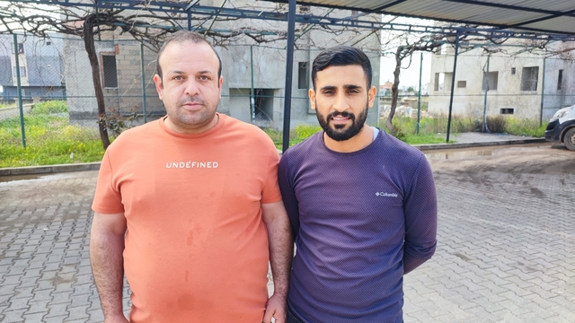 Cono'ların olduğu bölgede dolmuşa ve sürücülere saldırı
Adana'da dolmuşa sopalı, sürücüye yumruklu saldırı güvenlik kamerası tarafından anbean görüntülendi