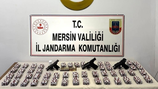 Mersin'de binlerce uyuşturucu hap ele geçirildi