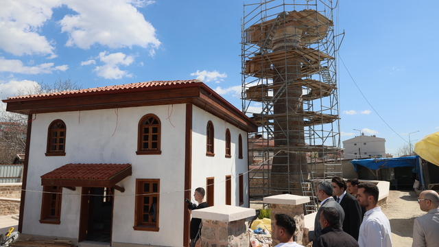 Edirne'deki tarihi Şeyh Şüceaddin Camisi yaklaşık bir ay sonra ibadete açılacak