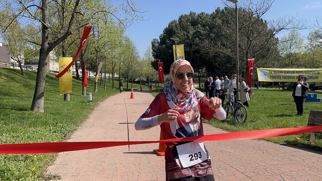 'Bak Postacı Geliyor'...Bursa'da postacıların nefes kesen yarışı