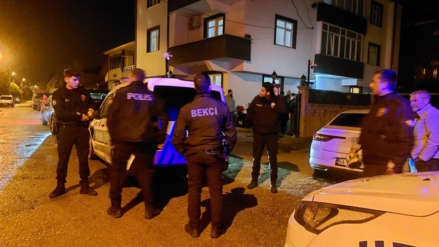 Eşya almak için geldiği evde babasını hareketsiz halde buldu