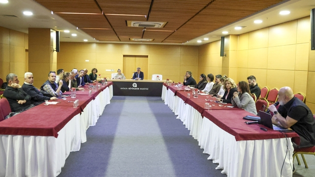 Boğaçayı Bilim Kurulu yaz sezonu öncesi toplandı
Boğaçayı'nda ekosistemin korunmasına yönelik başlıklar ele alındı