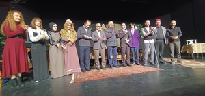 Erzurum Şehir Tiyatrosu, ‘Kılıbık Hayrullah’ oyunu ile Türkiye turnesine çıkıyor