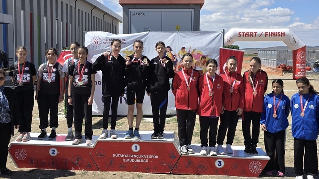 Eskişehirli sporculardan Kütahya'da büyük başarı