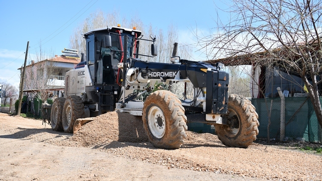 Başkan Geçit: "Dilek Mahallesi'nde yol kalitesi yükseliyor"