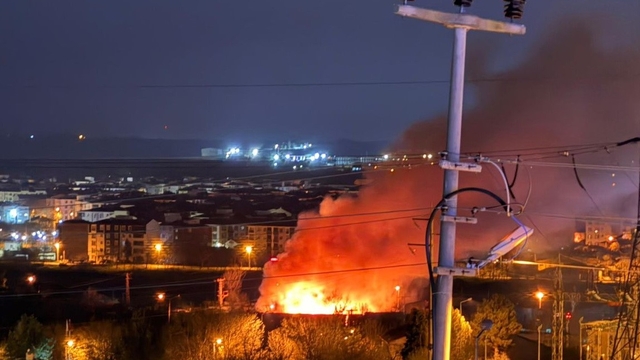 Lüleburgaz'da korkutan yangın