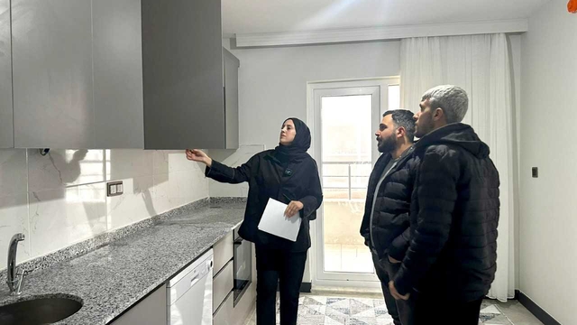 Gaziantep'te OSB çalışanları örnek daireleri gezdi