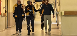 Kesim sırasında fırlayan ağaç parçası gözüne saplandı