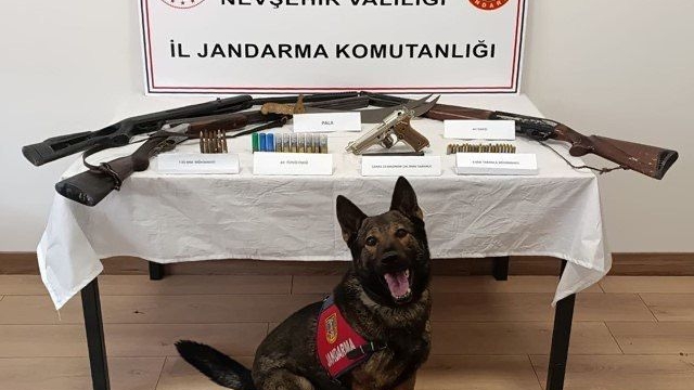 Nevşehir'de ruhsatsız silah operasyonunda 3 şüpheli yakalandı