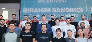 Canik Belediyesi gençleri hedeflerine taşıyor