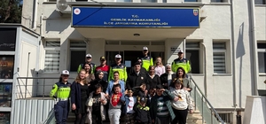 Otizm farkındalığı için jandarmayı ziyaret ettiler