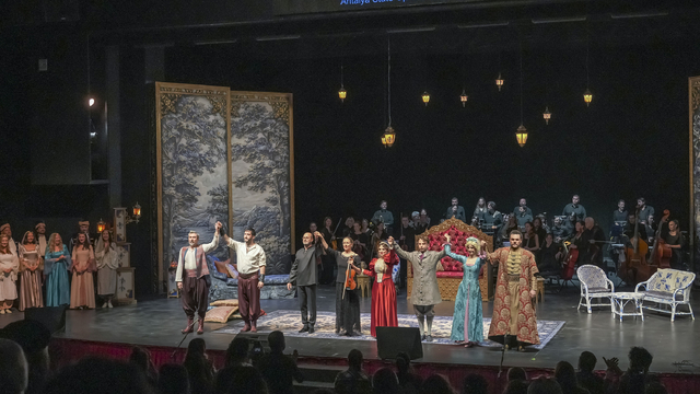 Antalya Devlet Opera ve Balesi "Saraydan Kız Kaçırma" operasını yeniden sahneledi