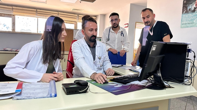Van Eğitim ve Araştırma Hastanesi'nde dahiliye eğitim kliniği açıldı