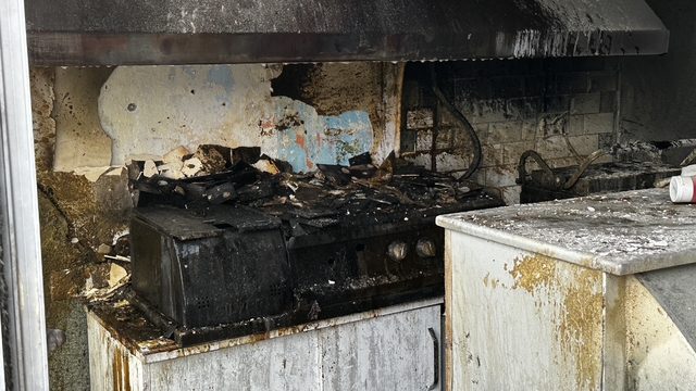 İşletmeci dışarıdayken dükkanında yangın çıktı