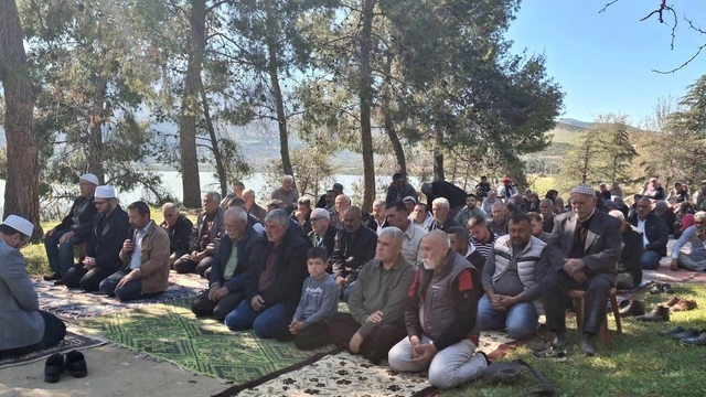 Yağmurun ardından şükür duası