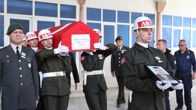 Denizlili Kıbrıs gazisi son yolculuğuna uğurlandı