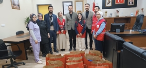 Kızılay heyetinden anlamlı hastane ziyareti