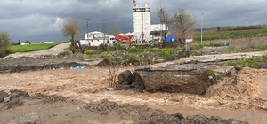 Kadirli'de 2 kişinin öldüğü sel felaketinin izleri siliniyor (2)