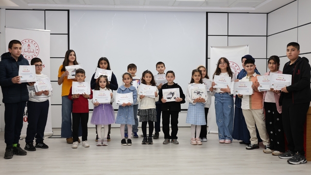 Kahramanmaraş Okuyor Projesinde ödüller sahiplerini buldu