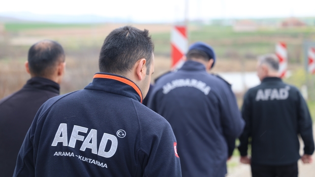 Kırşehir'de kayıp şahıs termal kameralı dronlar ile aranıyor