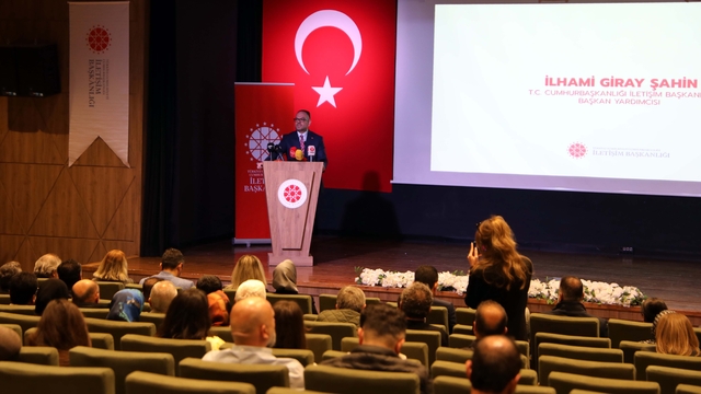 Şahin: Vatandaşımızın devlete açılan kapısı olmaya devam ediyoruz (2)