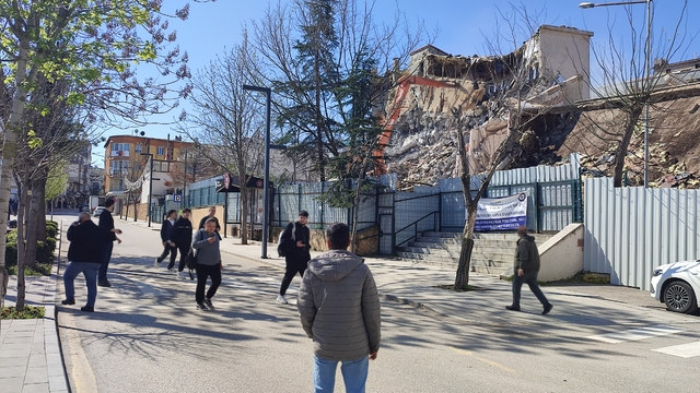 Keşan'da tehlikeli yıkıma 160 bin TL ceza kesildi