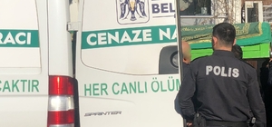 Aile faciasında hayatını kaybeden anne ve oğul Kemah’ta toprağa verilecek