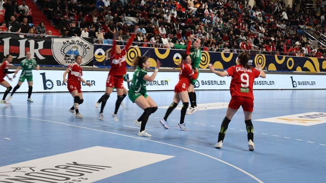 A Milli Kadın Hentbol Takımı Macaristan'a 42-23 mağlup oldu