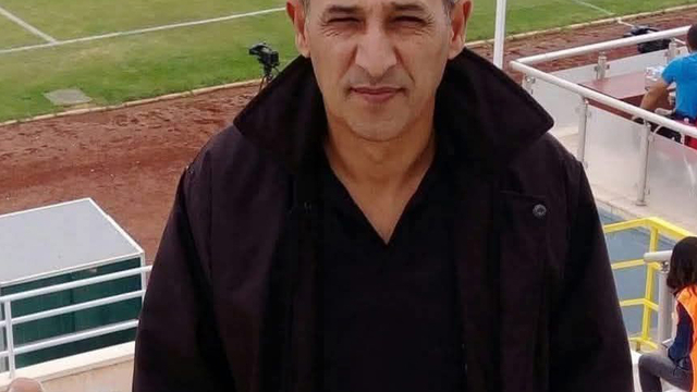 Milli maçta kalp krizi geçiren gazeteci, hayatını kaybetti