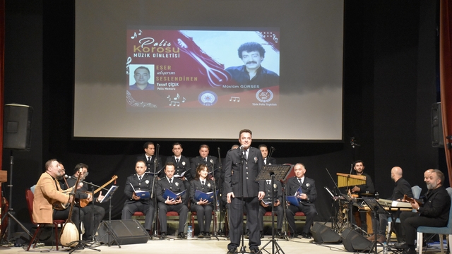 Ordu'da polis korosu konser verdi