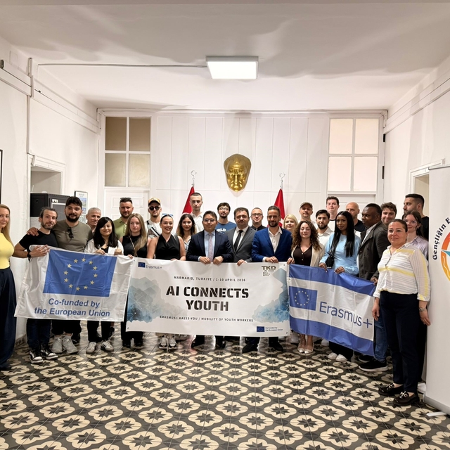 Kaymakam Kaya, gençlik projesi heyetini ağırladı