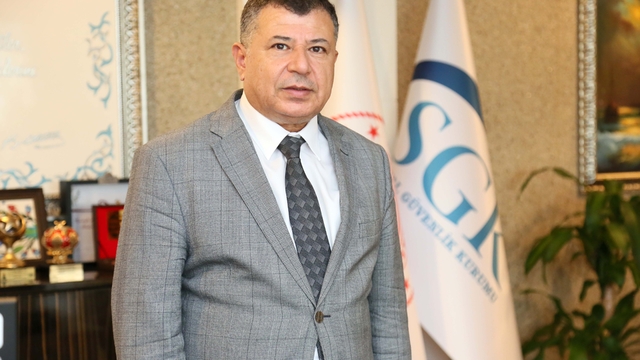 Antalya SGK, tahsilat oranında Türkiye birincisi