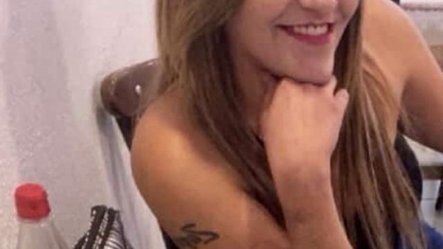 Muhtar, sevgilisini hamile diye ölürdü, barajın buzunu kırıp içine attı
Adana'nın Tufanbeyli ilçesinde barajda 8 yerinden bıçaklanarak öldürülmüş halde bulunan kadını pavyon çalıştıran muhtarın öldürdüğü ortaya çıktı
Muhtar ile birlikte 3 kişi tutuklandı