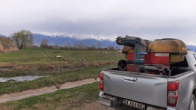 Erzincan'da larva ile mücadele çalışmaları başladı