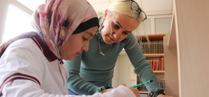 Diyarbakır'da gönüllü kadın öğretmenler, kırsaldaki 119 genç kızı YKS’ye hazırlıyor