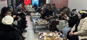Sivas'ta siyasi partilerin kadın temsilcileri Yıldızeli Derneği'nde bir araya geldi
