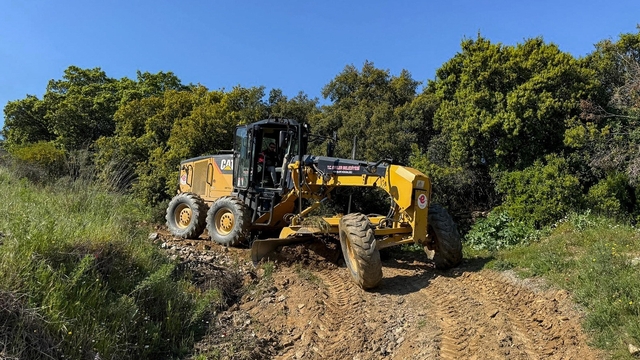 Efeler Belediyesi kapanan yolları ulaşıma açıyor