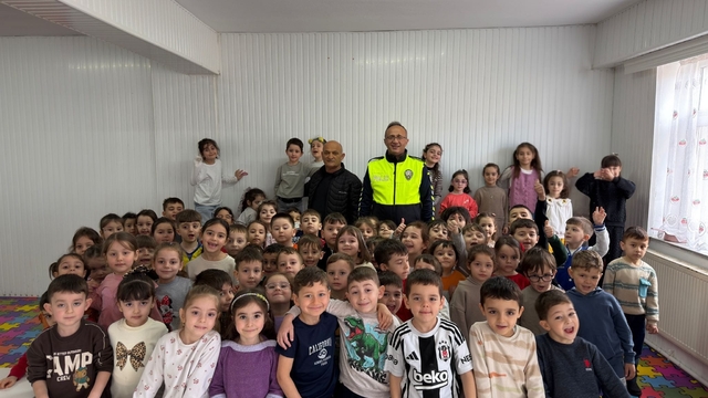 Samsun'da minik öğrencilere trafik eğitimi verildi
