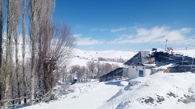 Sivas'a kış geri döndü