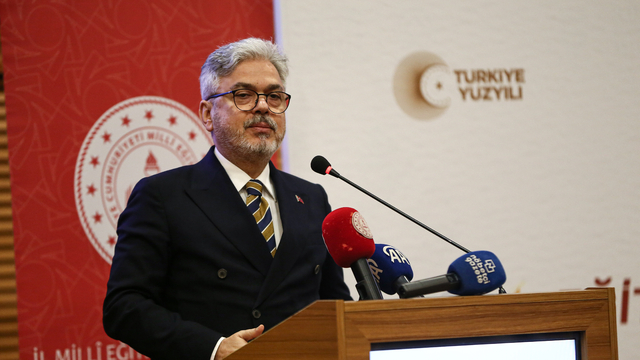 Bursa'da öğretmenlerin becerilerini güçlendirmeyi hedefleyen "Eğitimde Dönüşüm Atölyeleri" tanıtıldı