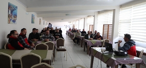 Uşak’ta buzağı kayıplarını azaltmaya yönelik eğitim programı düzenlendi