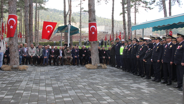 Kayseri'de Polis Şehitliği'nde tören düzenlendi