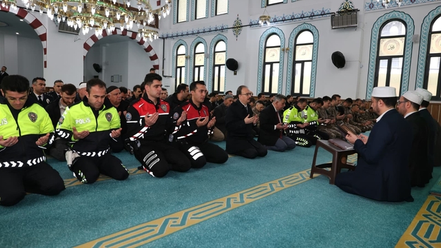 Siirt'te şehitler için mevlit okundu