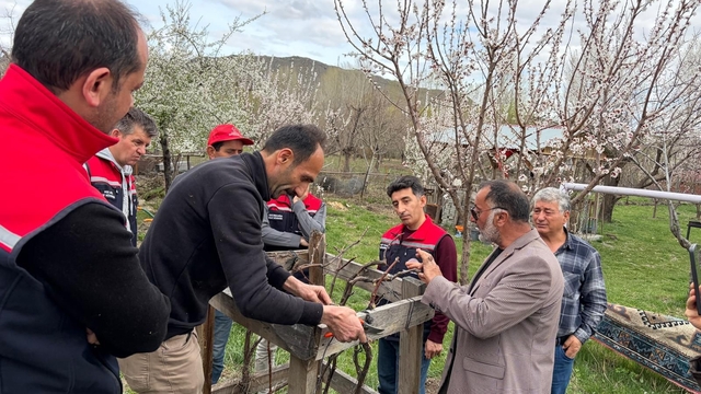 Kağızman'da meyvecilikte eğitim seferberliği sürüyor