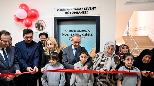 Malatya'da depremde hayatını kaybeden çift adına yapılan kütüphanenin açılışı gerçekleştirildi