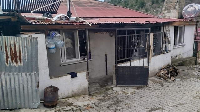 Kahramanmaraş'ta ikamet yangını