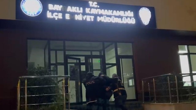 İzmir'de 102 bin sentetik hap ele geçirildi