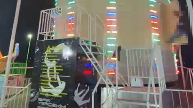 Lunaparkta, 'Sıfır yer çekimi' adlı eğlence aletinden fırladığı anlar kamerada