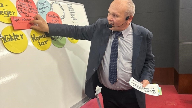 Giresun'da çocuk gelişiminde öz güven ve özdeğer kavramlarının önemi ele alındı